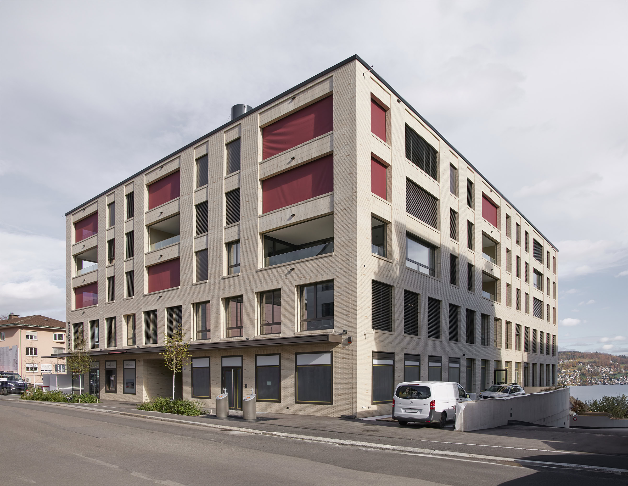 Bank Thalwil